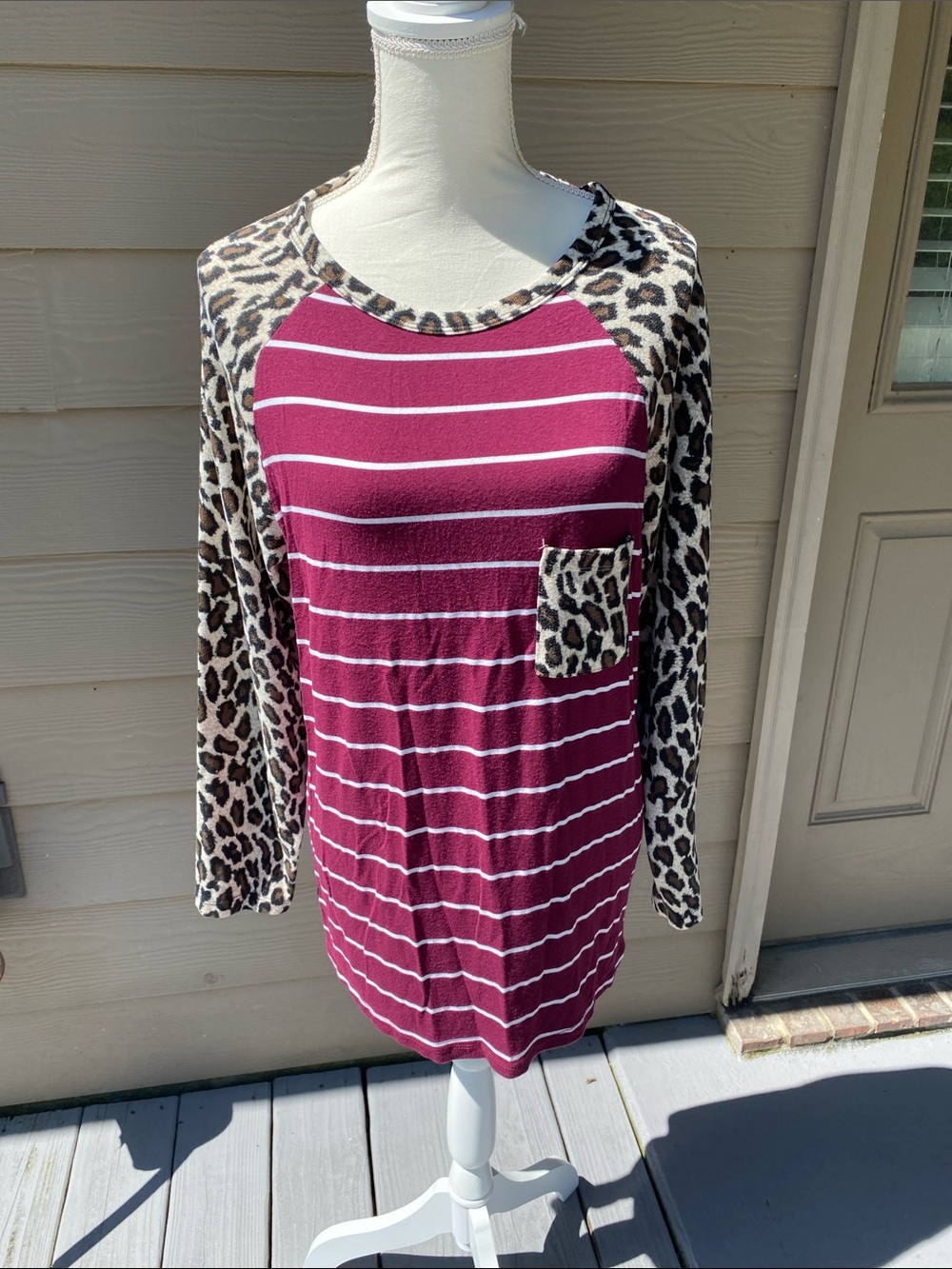 4/$20 maroon striped long sleeve leopard print top